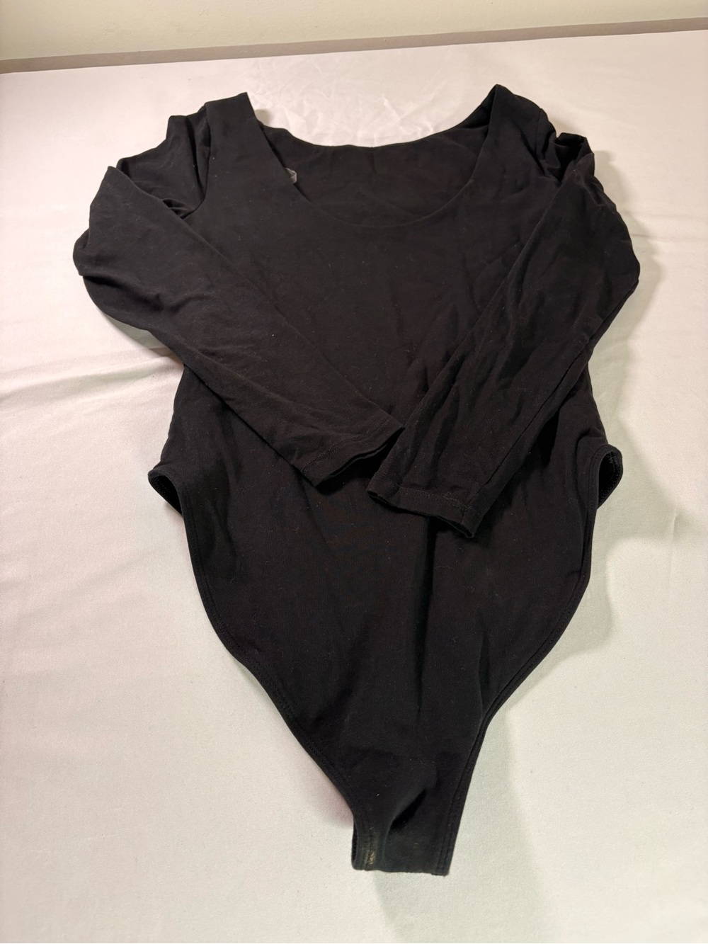 Womens Black Long-Sleeve Scoop Neck Bodysuit